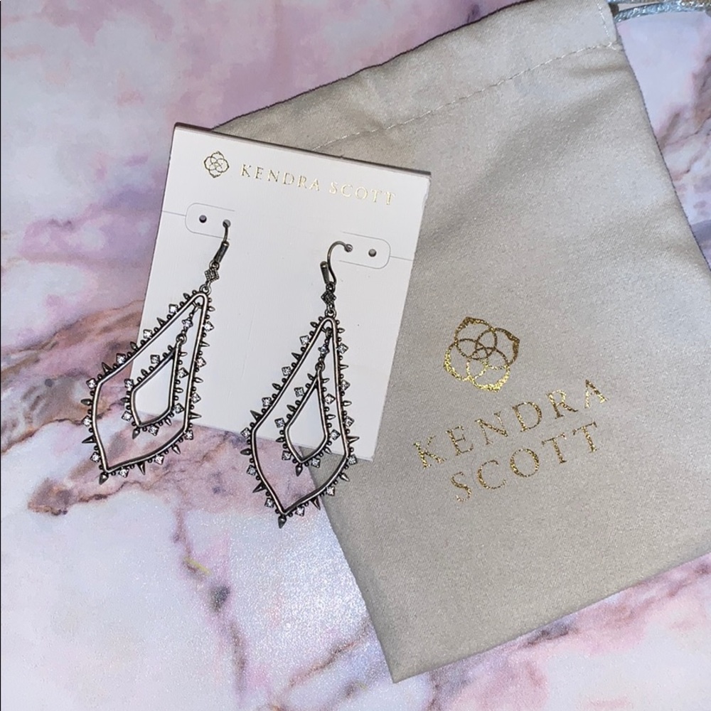 KENDRA SCOTT EARRINGS